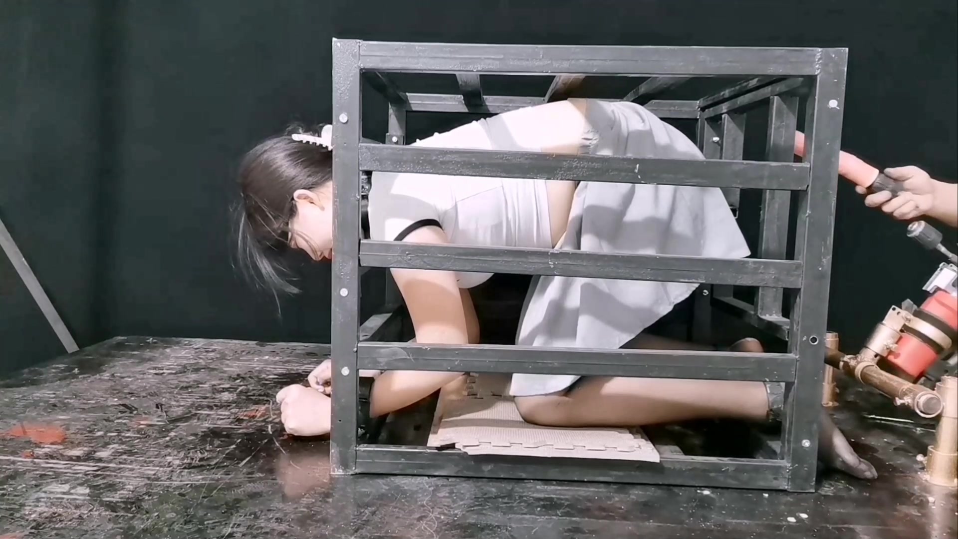 6439.mp4-8.jpg