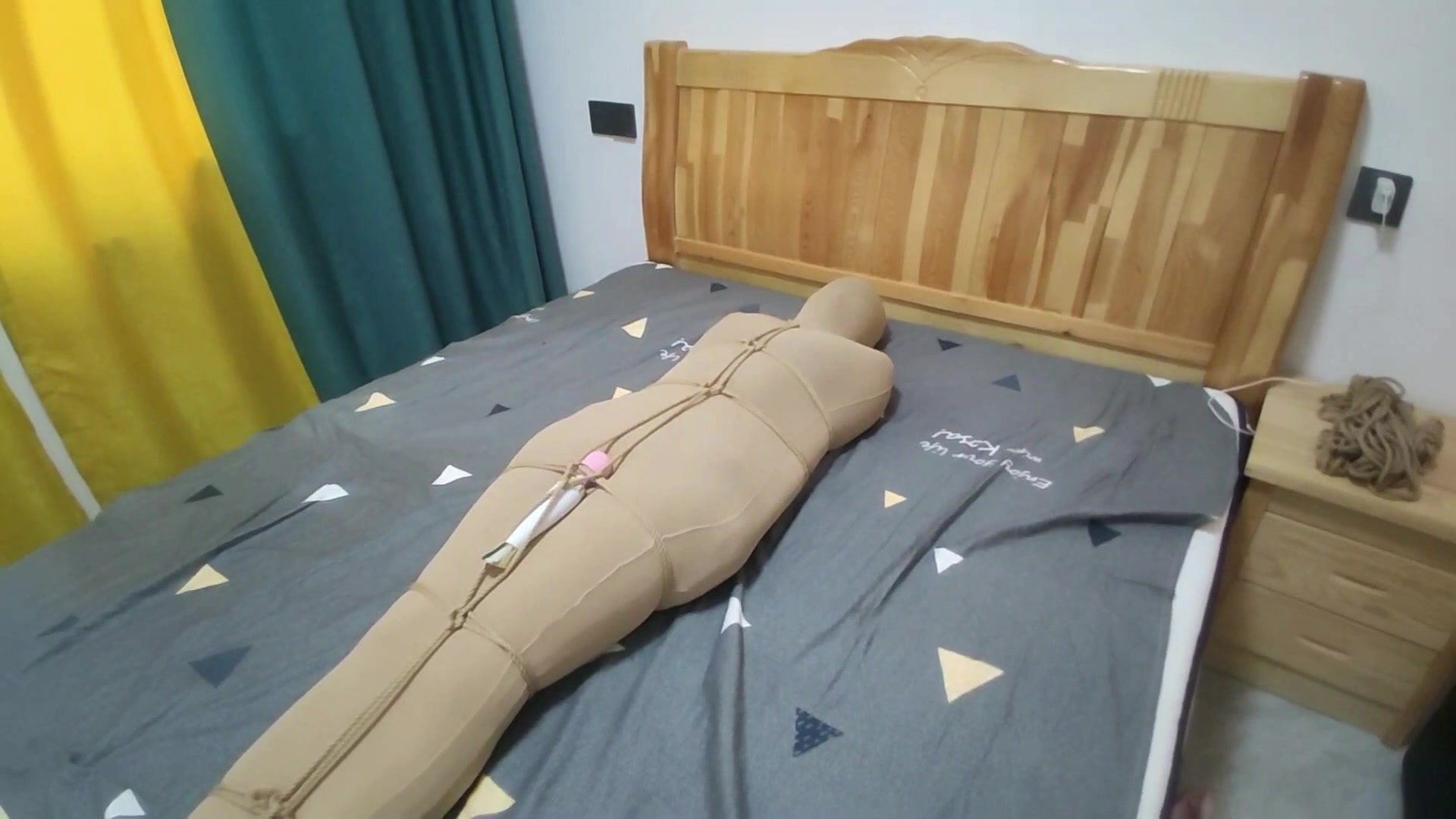 8666.mp4-3.jpg