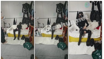 【胶女原创】女孩第一次身着漆皮连体衣，过膝漆皮长靴 头戴防毒面具 防毒面具管呼吸自己的味道 负压瓶 AV棒强制gc 最后被防毒面具呼吸呛水