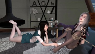 【3D动画】【被绑在家的少妇Ⅱ】羞耻的一幕刚好被回家的女儿看到，只能乖乖被女儿折磨调教......棒棒震动，双人捆绑