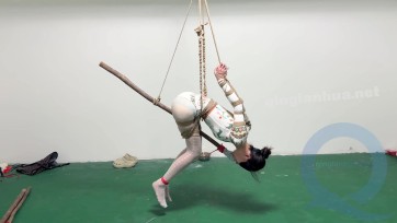 【媚娘工作室】卑微小奴“夹棍生存”