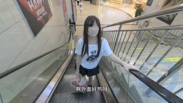【FXX】有史以来最社牛片，逛大型商超、古镇买特产、皮鞋走得脚疼又去商业街买鞋、最后逛累了去菜市场买菜回家做饭，内容超级丰富