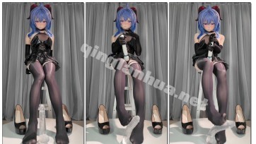 【zentai】性感油亮黑丝kig娃娃，一边用快乐棒强高自嗨，一边用超美丝足玩弄透明假丁，一双美腿迷死人了