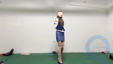 【媚娘工作室】暴力虐打空姐-勒颈z息-踢踹鞭打