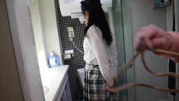 【荷仙少女】富家美少女西雅的紧缚调教实验——由卫生间紧缚放置移动整个房间到找到物品超长篇 ps第一人称记录