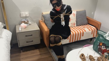 【凌day】晓楠-奇怪的外卖（JK+厚黑+捆绑+堵嘴+蒙眼+驷马）